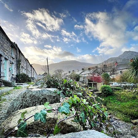 Вилла Mynydd A Mor Trefor  Экстерьер фото