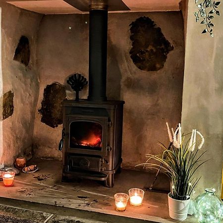 Вилла Mynydd A Mor Trefor  Экстерьер фото