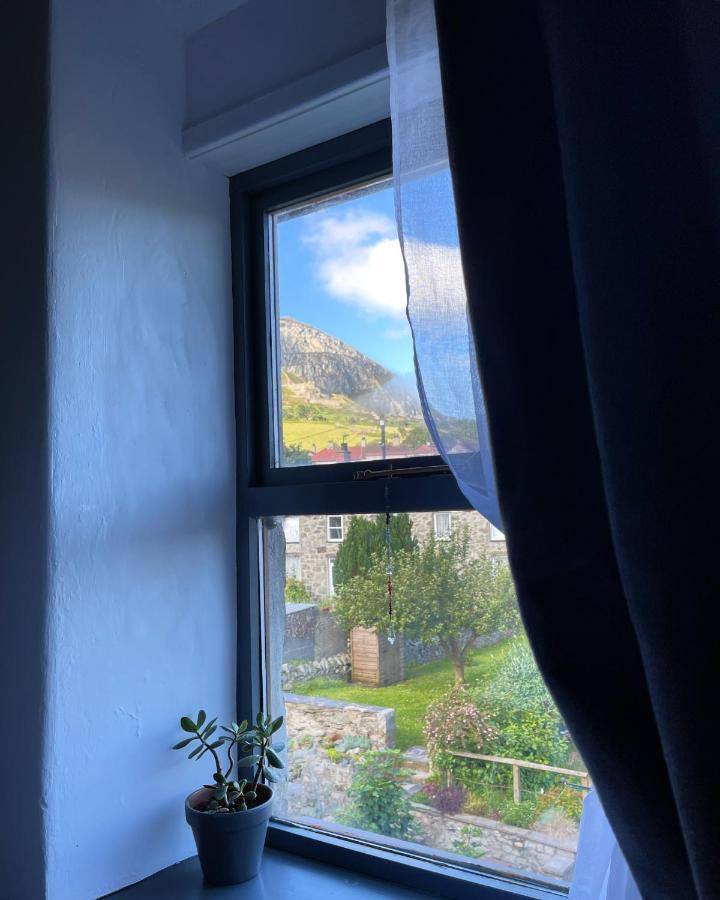 Вилла Mynydd A Mor Trefor  Экстерьер фото